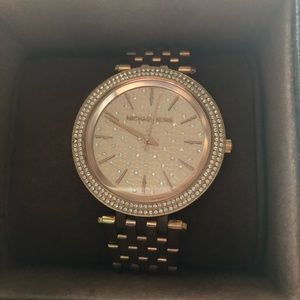 Michael kors gold watch